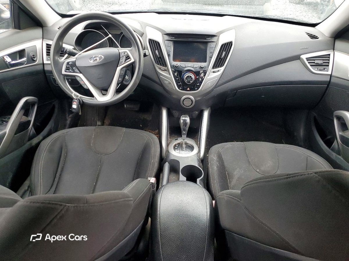 Hyundai Veloster 2012