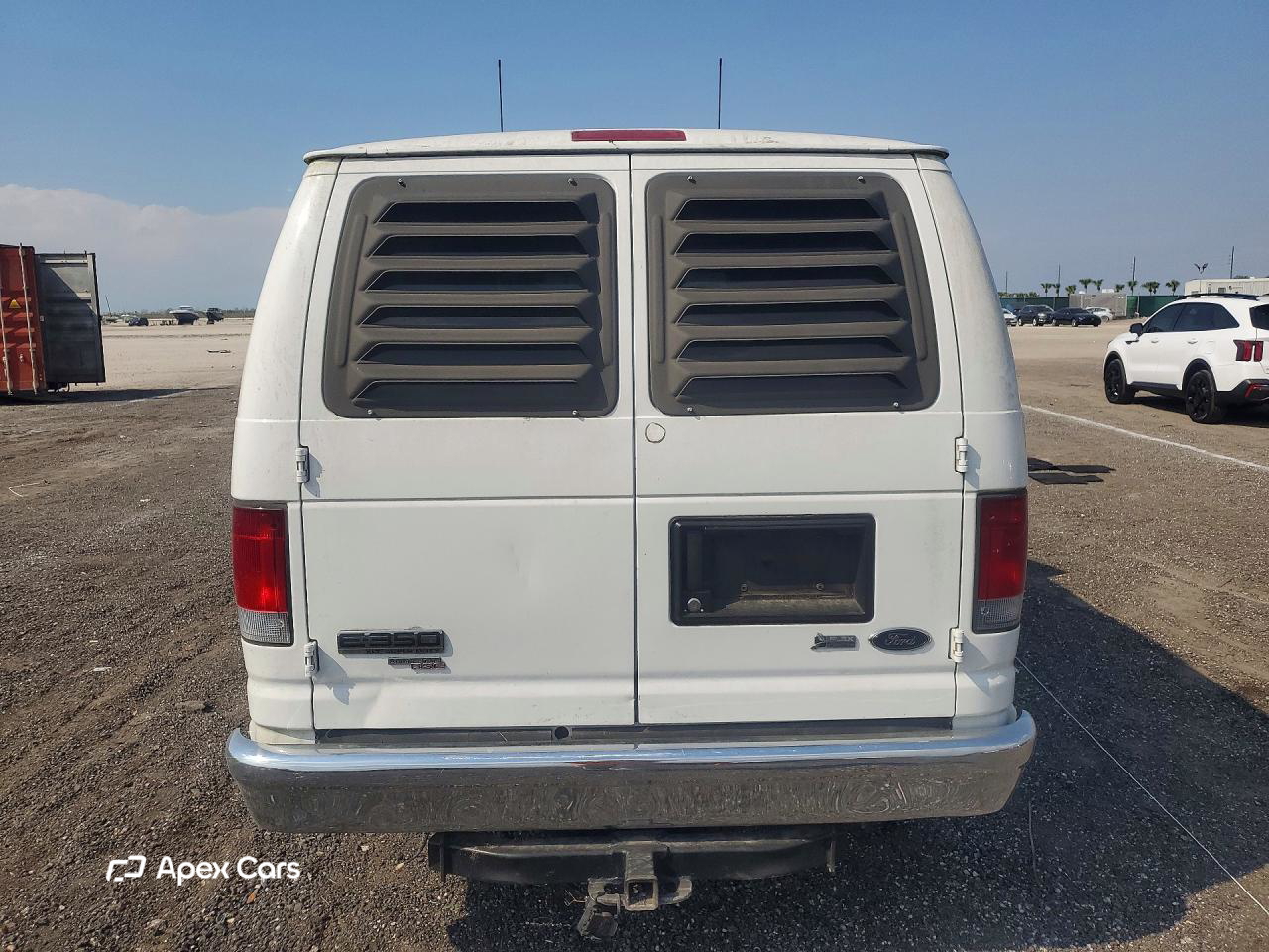 Ford Econoline 2012