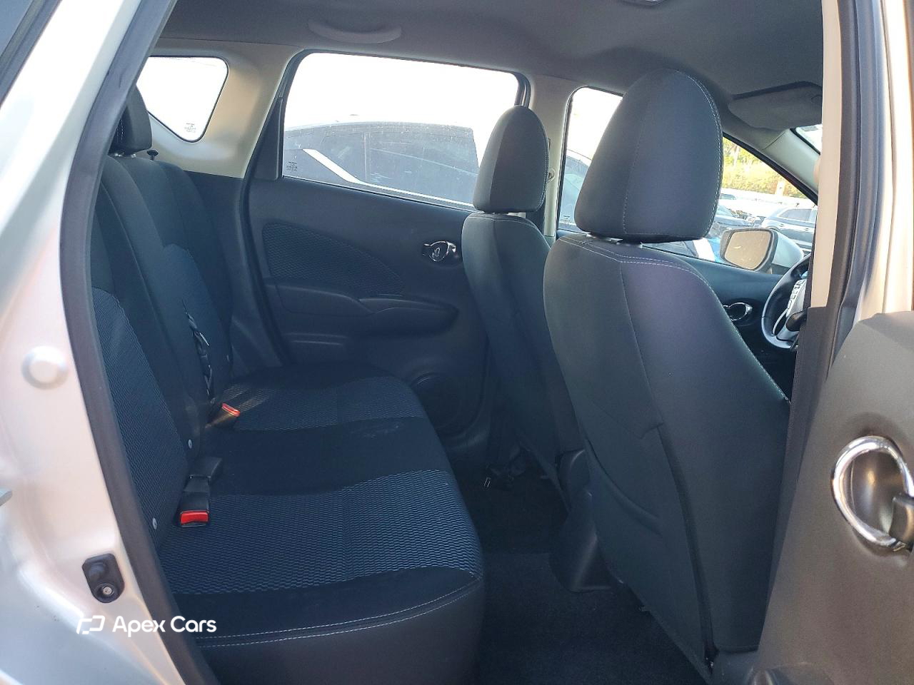 Nissan Versa 2016