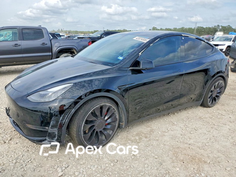 Tesla Model Y 2022 - Image 1 of 14
