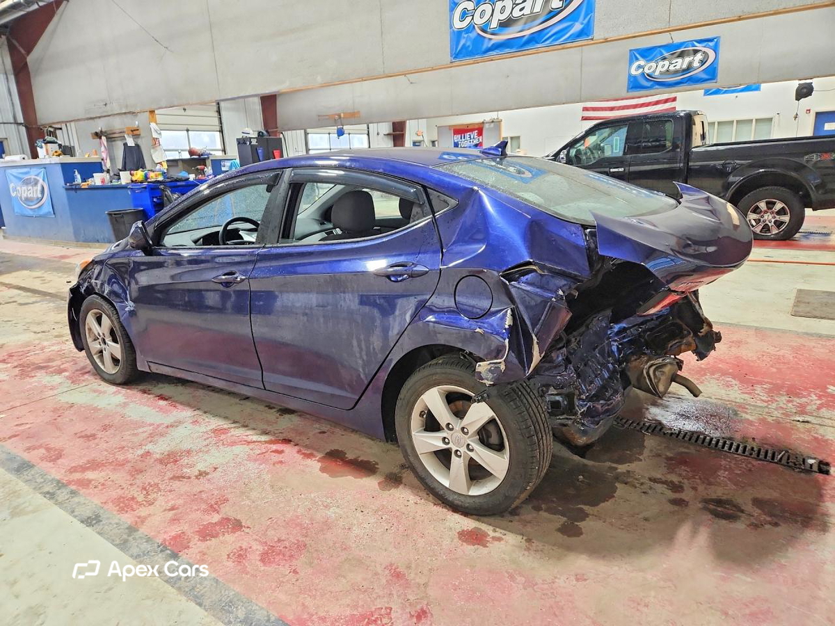 Hyundai Elantra 2013