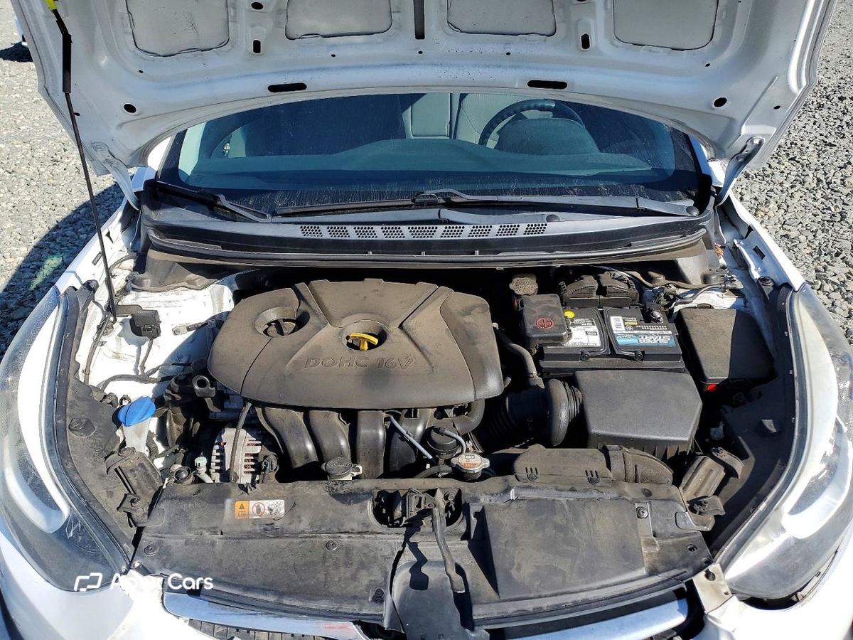 Hyundai Elantra 2016