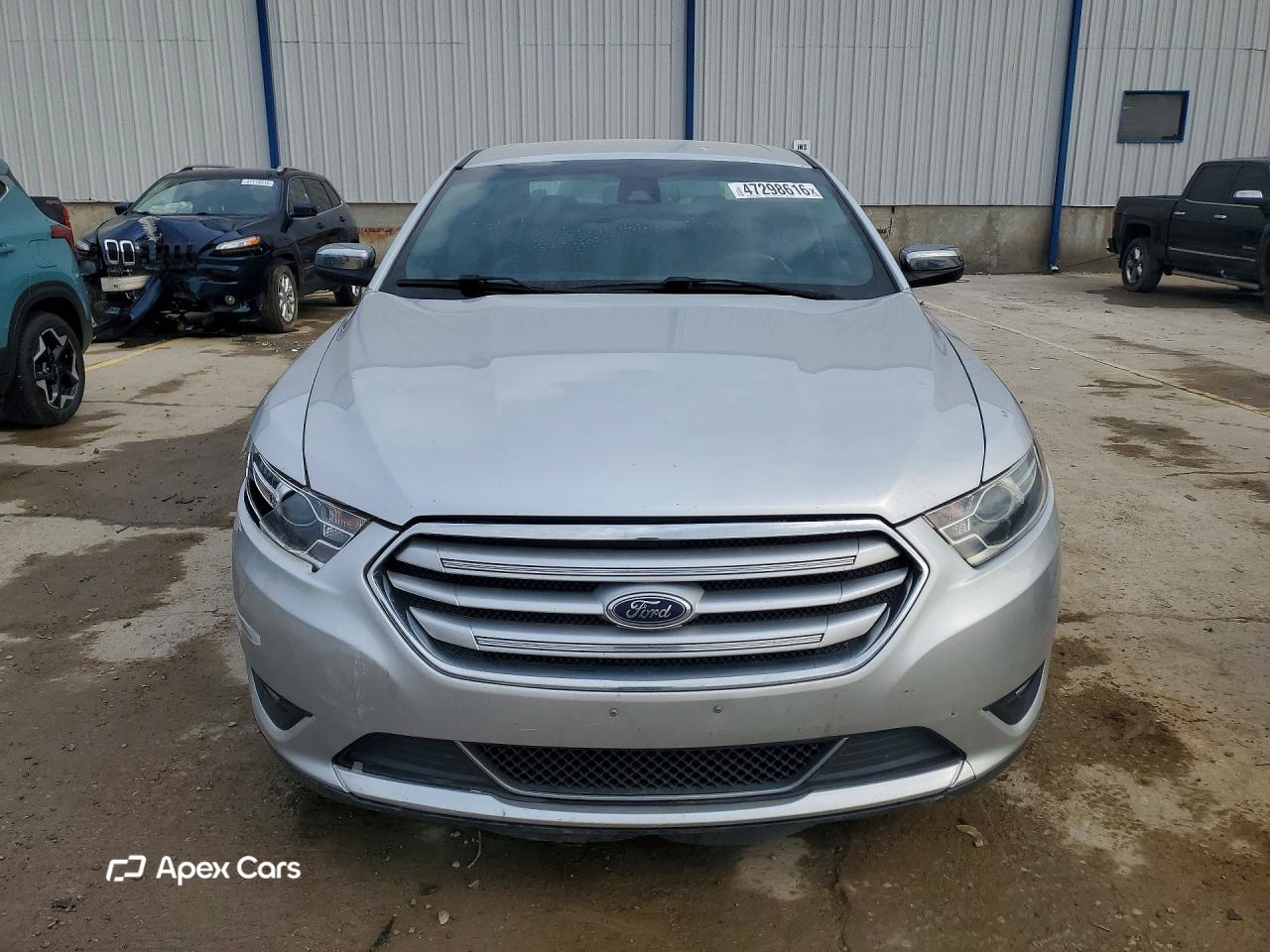 Ford Taurus 2017