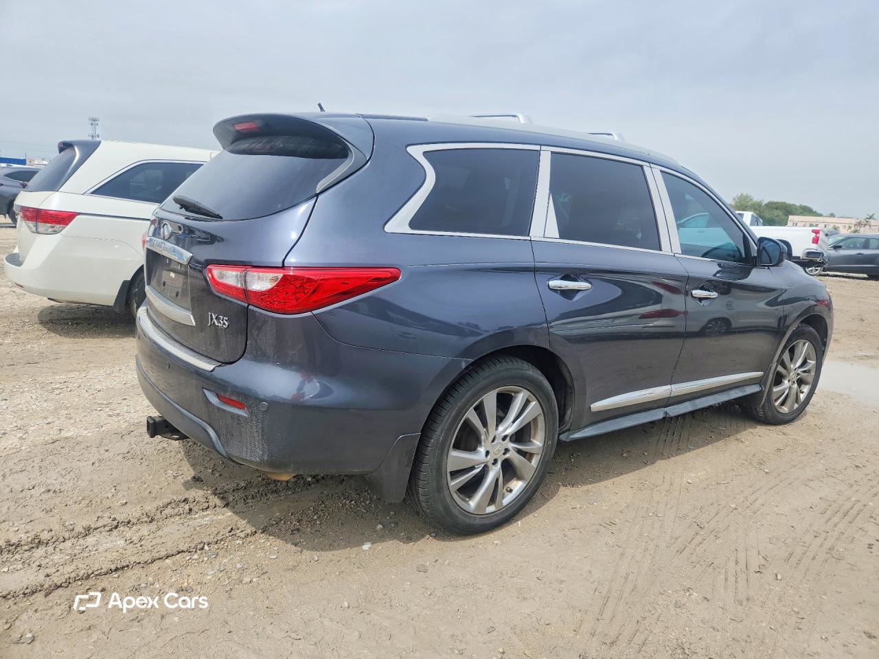 Infiniti JX 2013