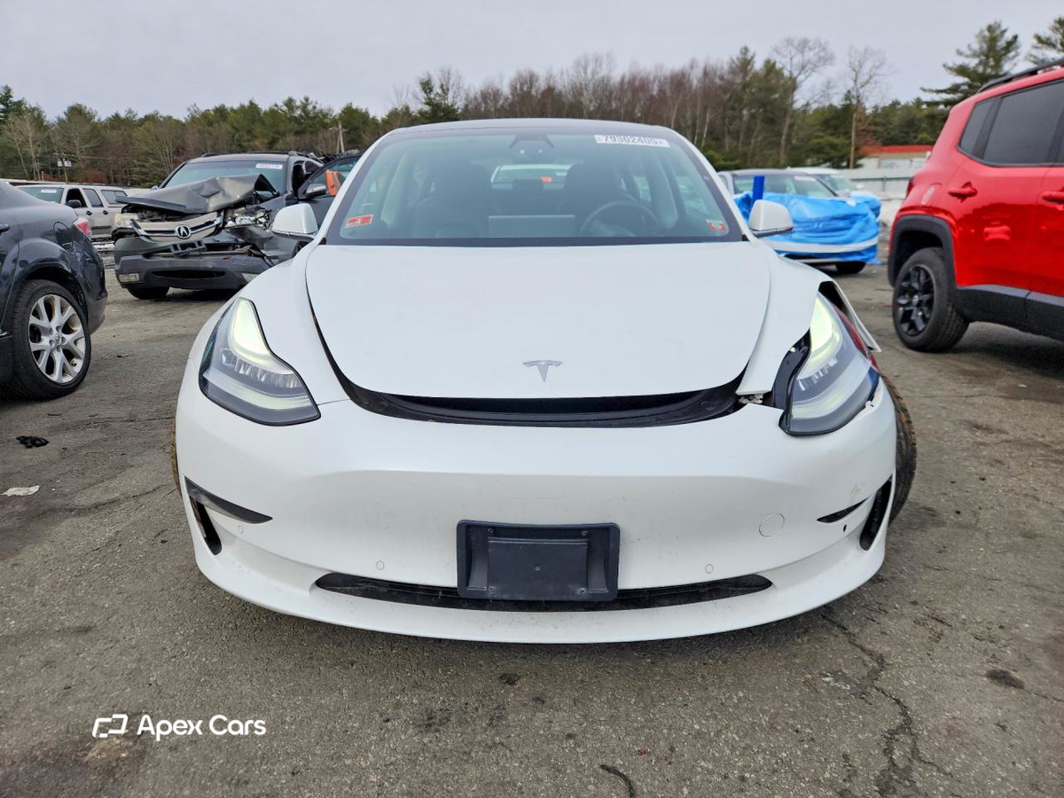 Tesla Model 3 2020