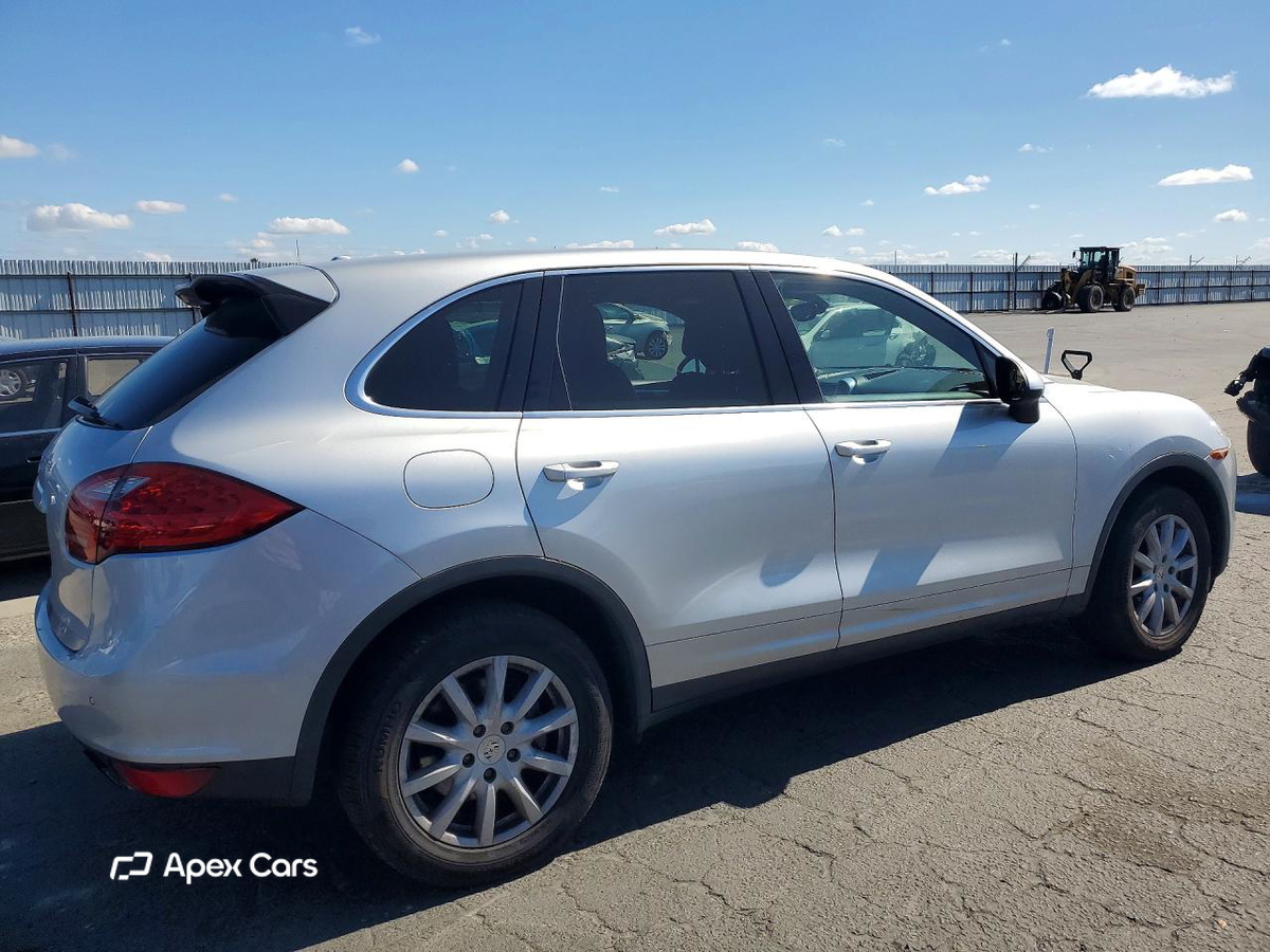 Porsche Cayenne 2011