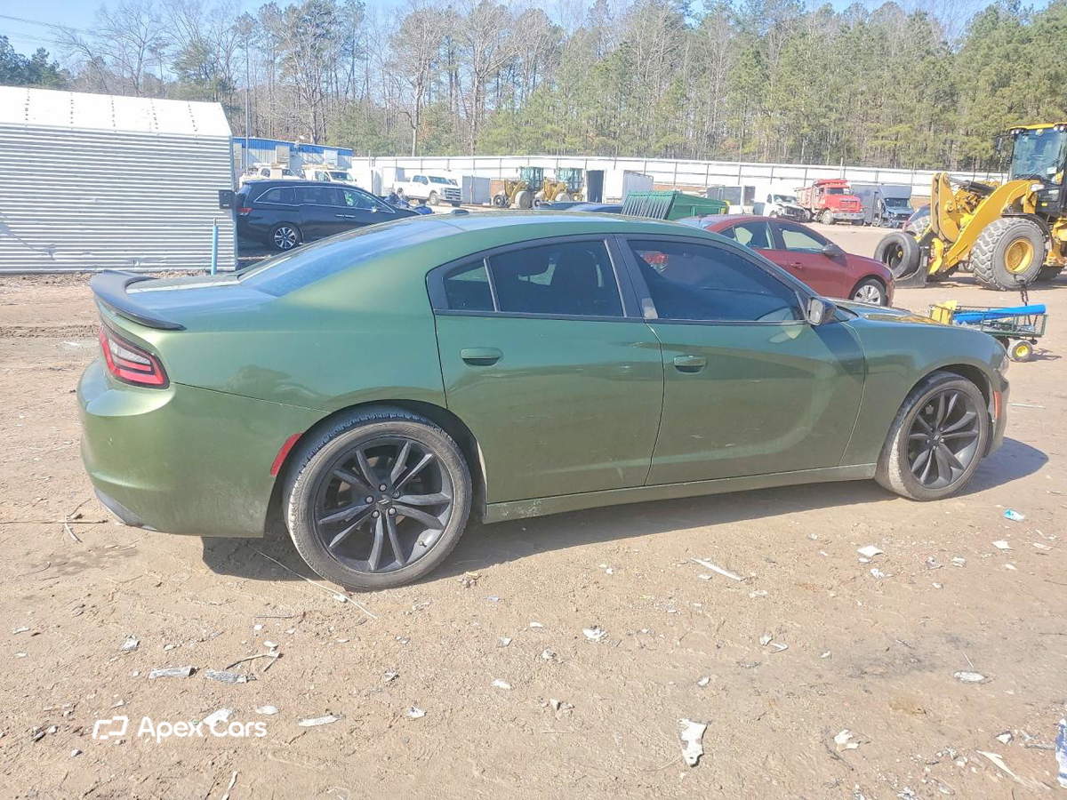 Dodge 600 2018