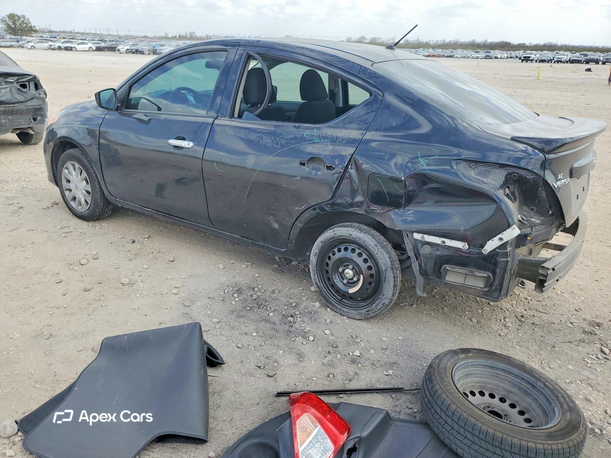 Nissan Versa 2019