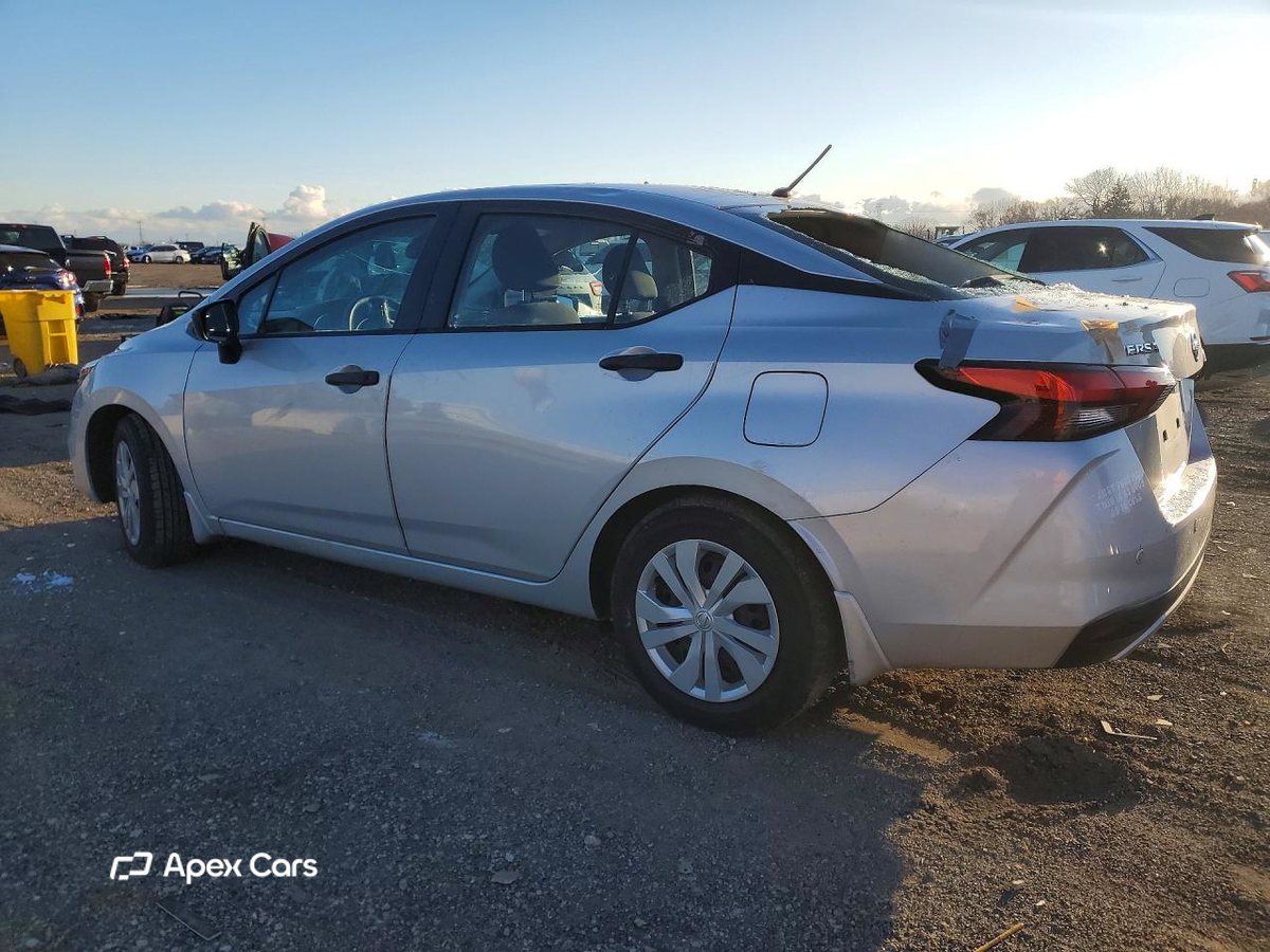 Nissan Versa 2021