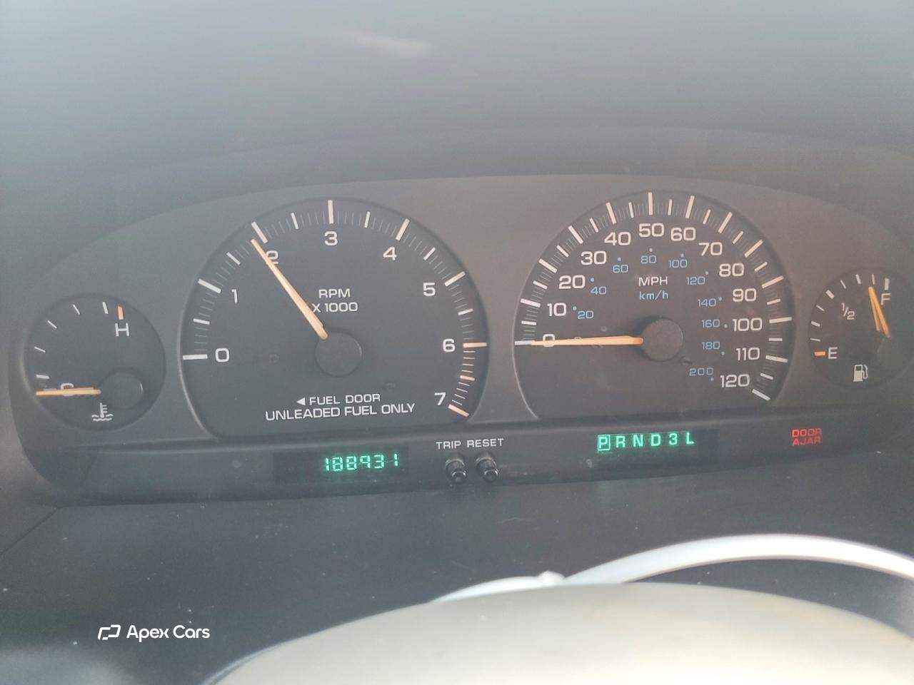 Plymouth Voyager 2000