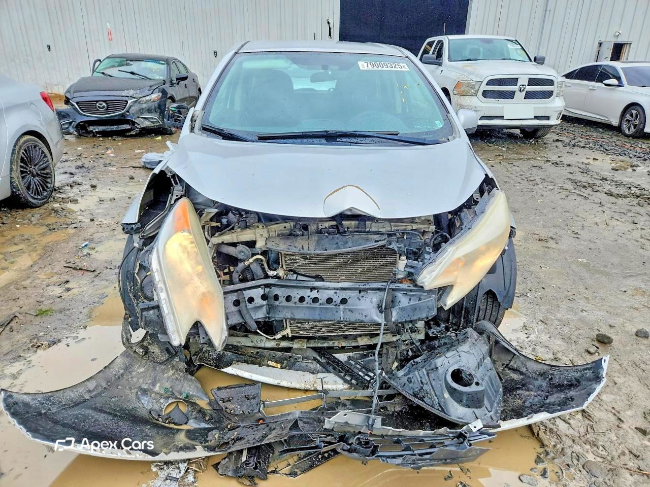 Nissan Versa 2014