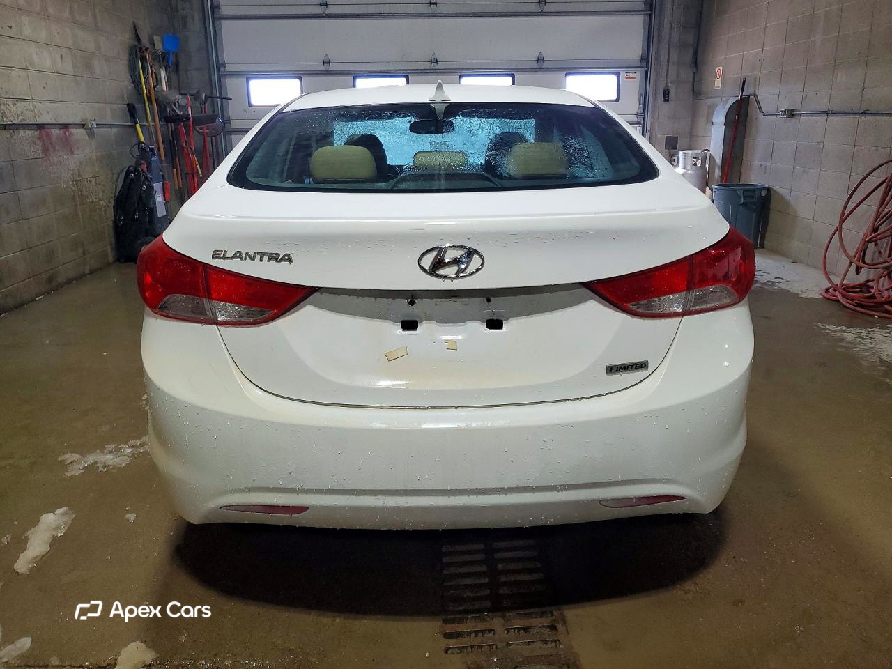 Hyundai Elantra 2013