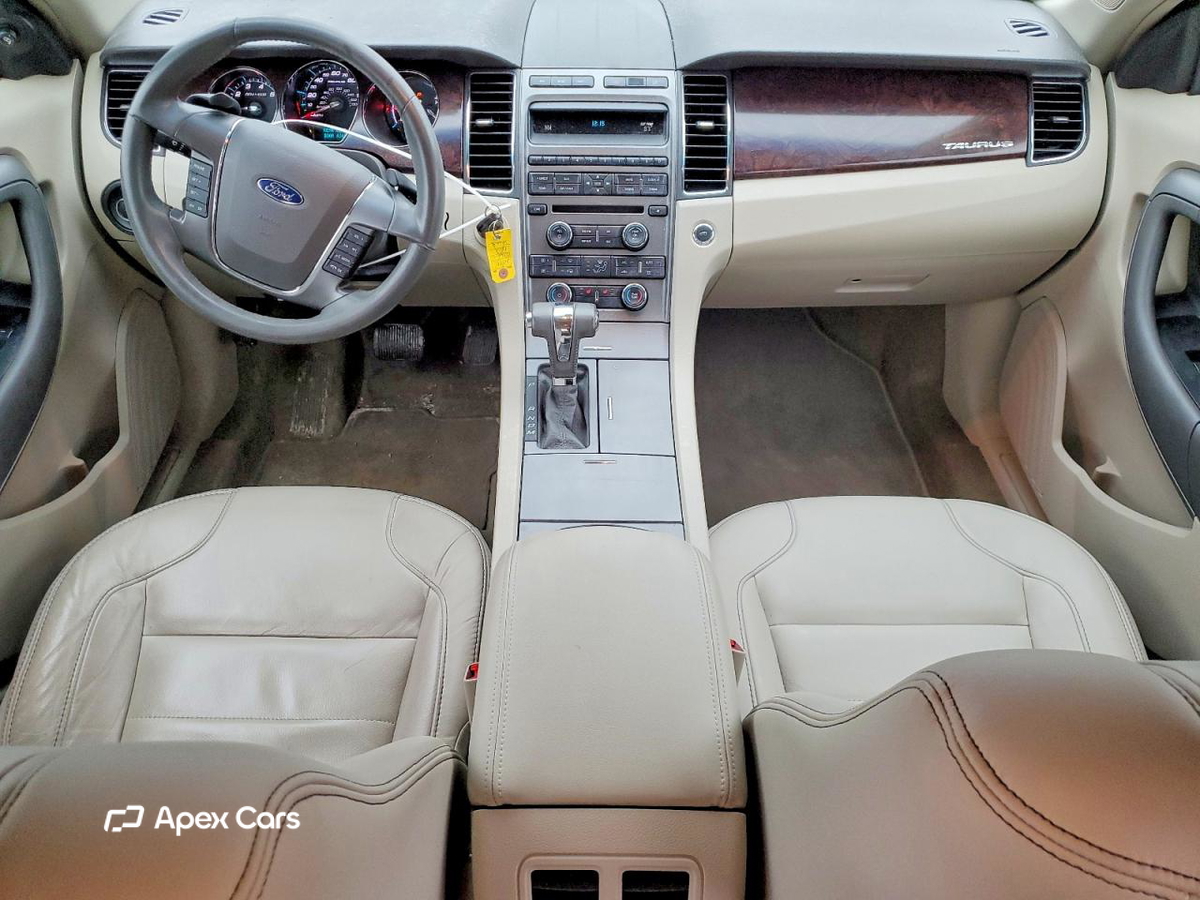 Ford Taurus 2012