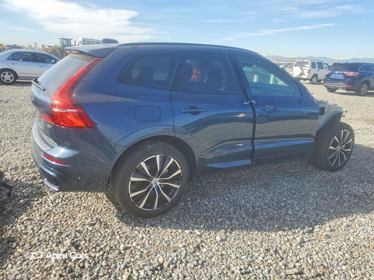 Volvo XC60 2025