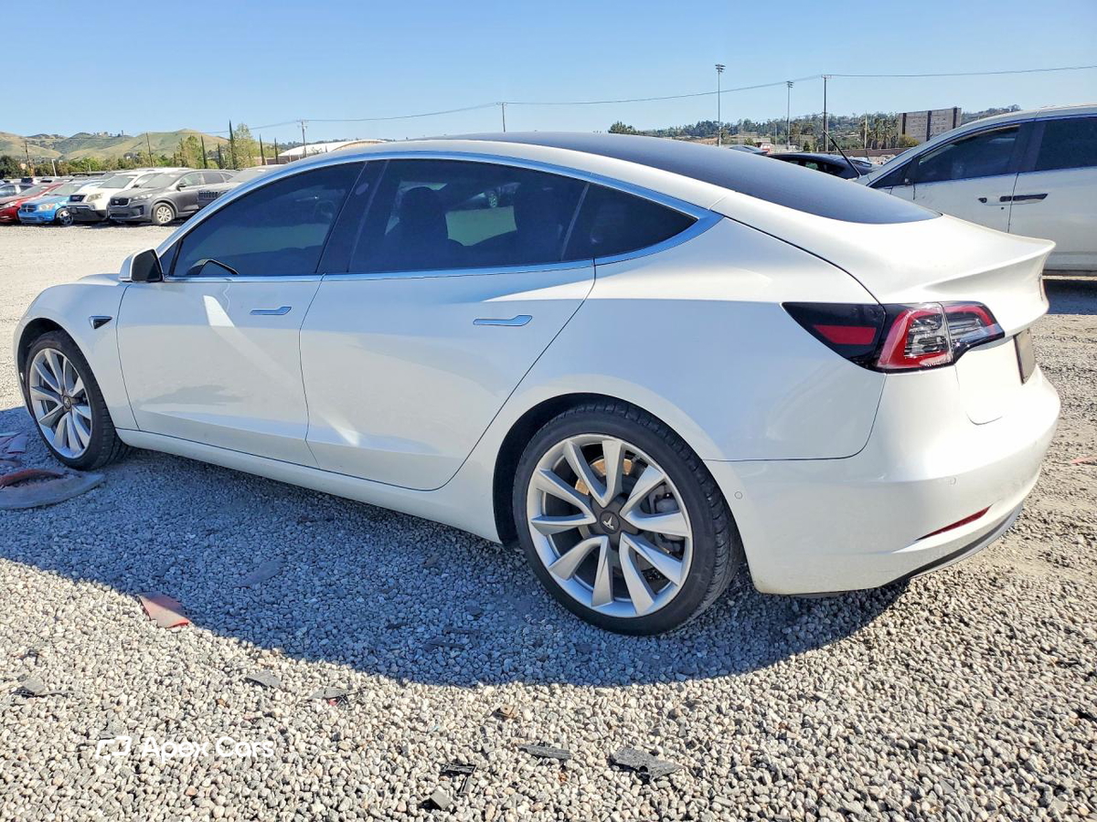 Tesla Model 3 2020