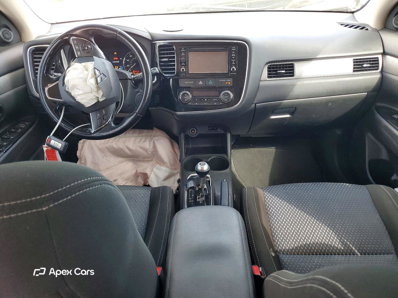 Mitsubishi Outlander 2016