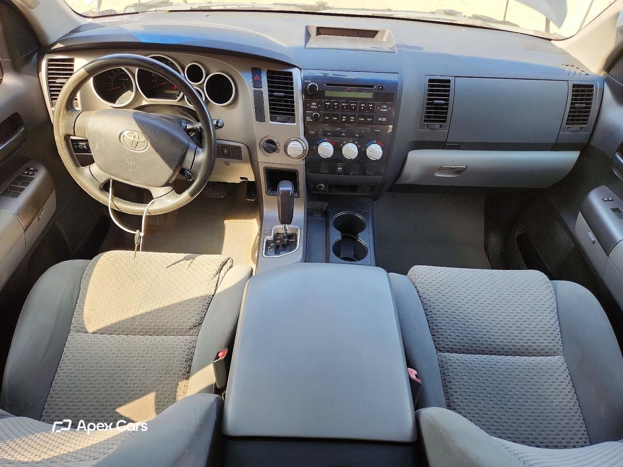 Toyota Tundra 2010