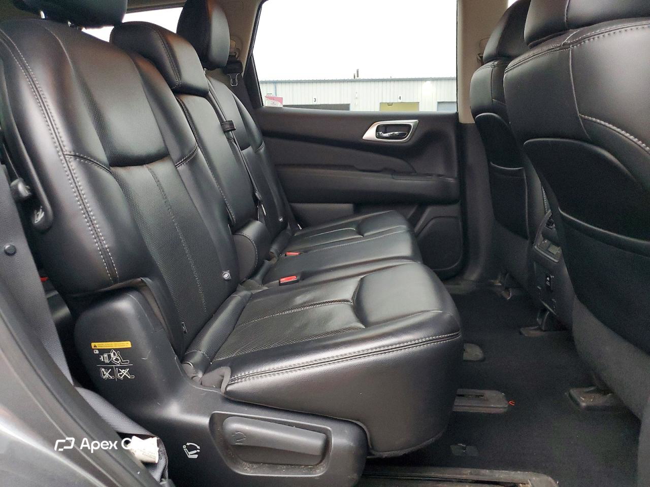 Nissan Pathfinder 2017