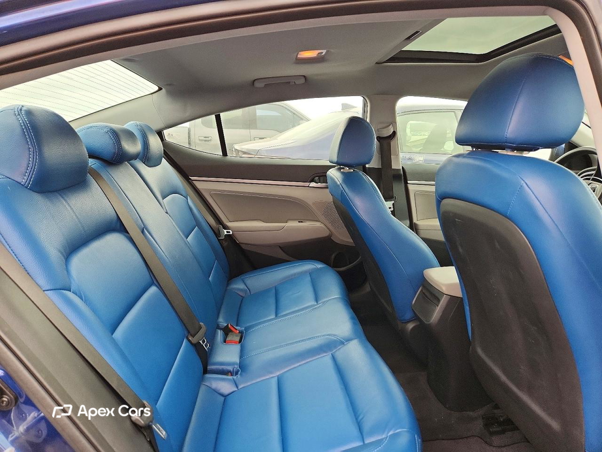 Hyundai Elantra 2017