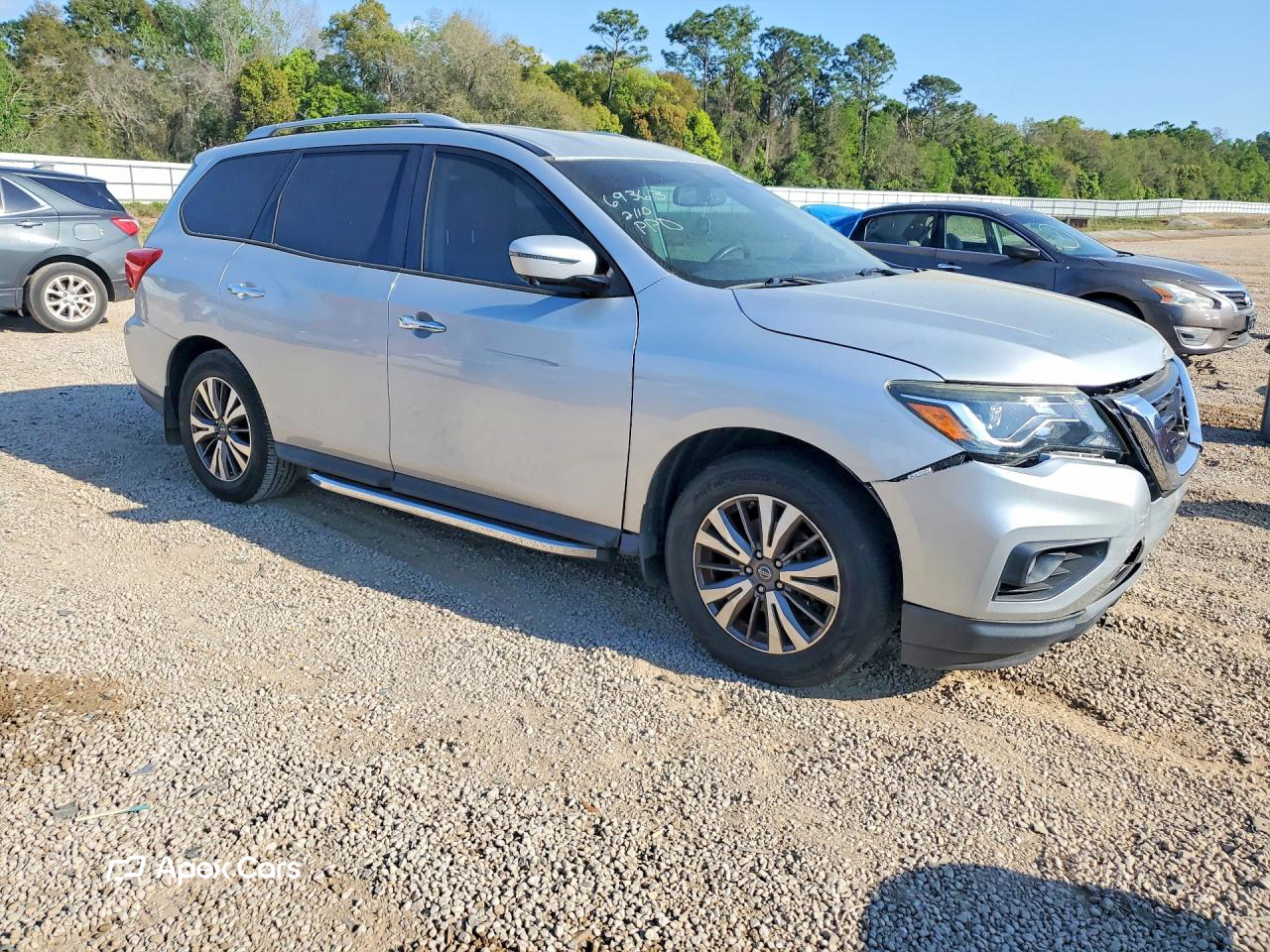 Nissan Pathfinder 2017