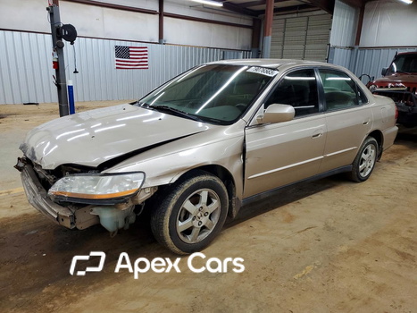 Honda Accord 2000 - Image 1 of 13