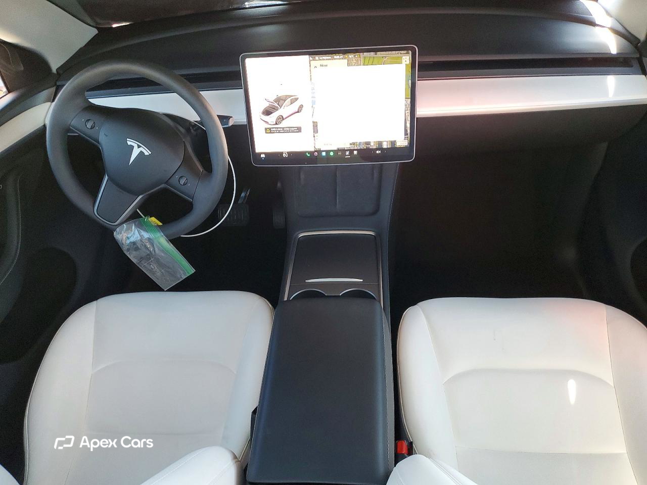 Tesla Model Y 2025