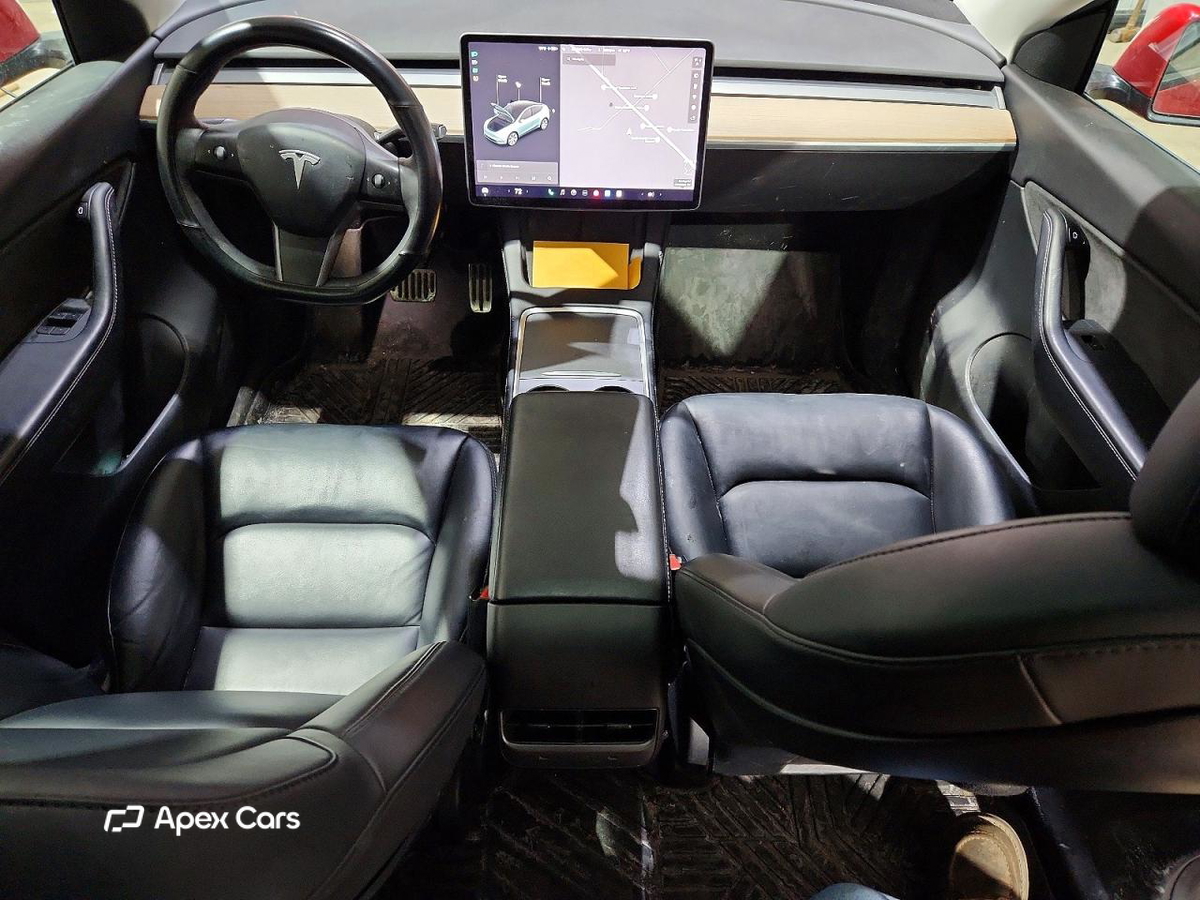 Tesla Model Y 2021