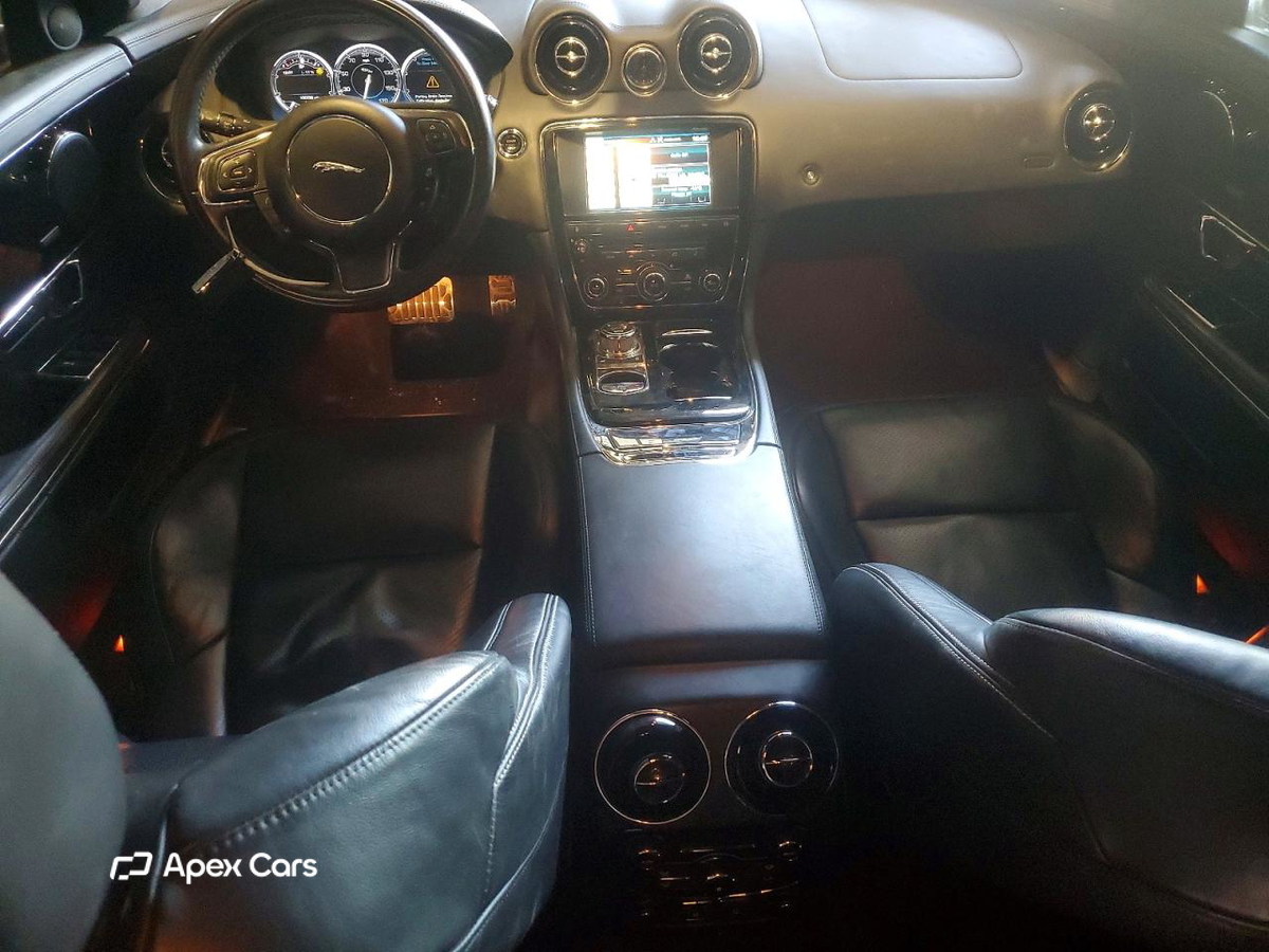 Jaguar XJ 2015