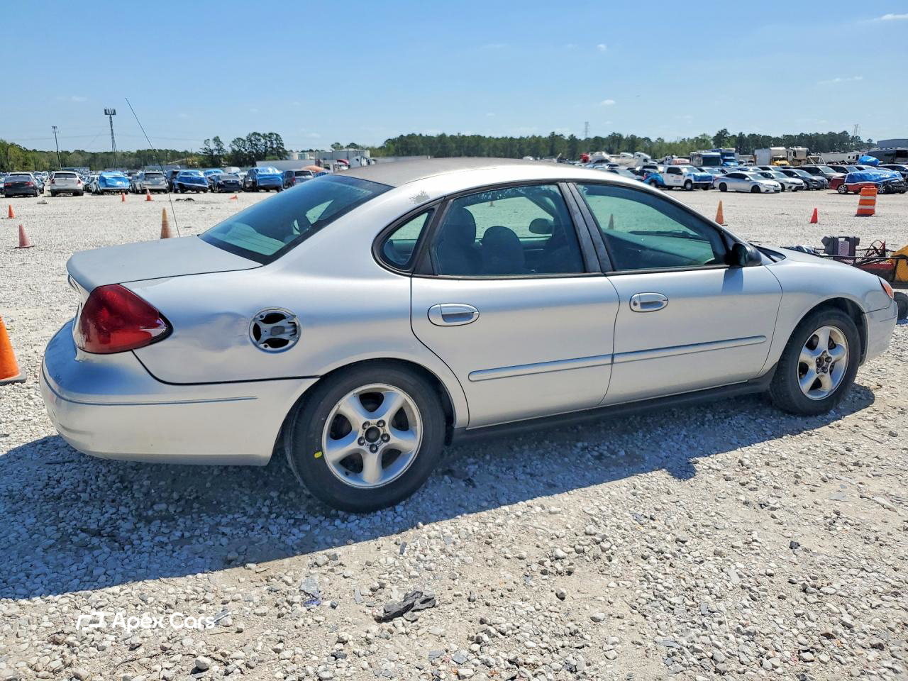 Ford Taurus 2001