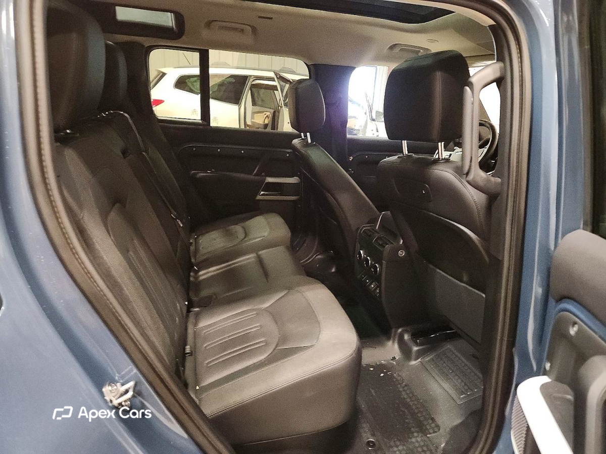 Land Rover Defender 2020