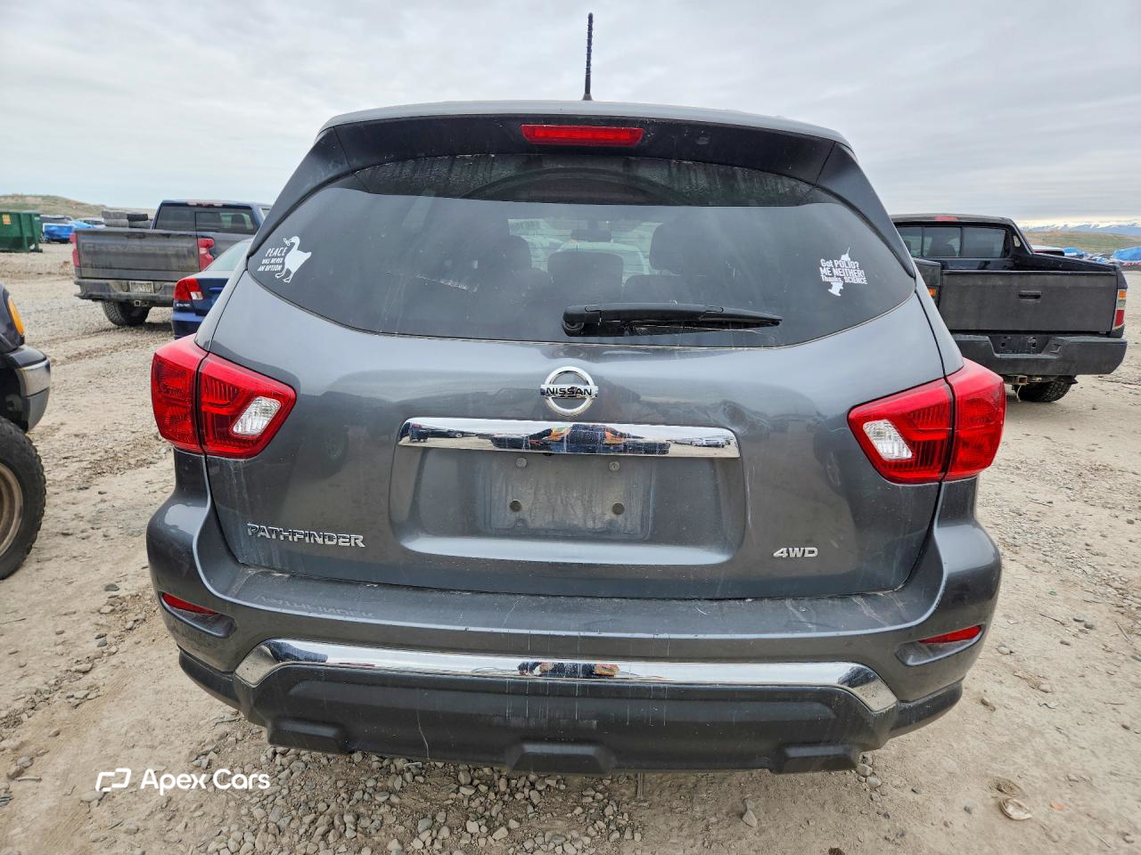 Nissan Pathfinder 2017