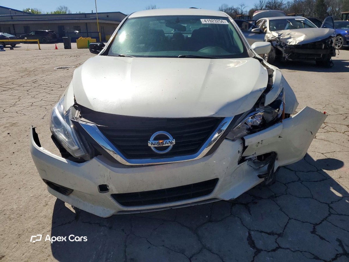 Nissan Altima 2017