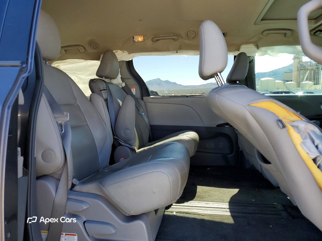 Toyota Sienna 2015