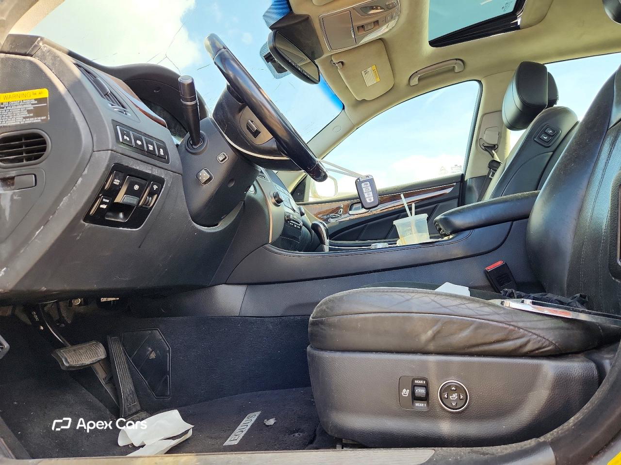 Hyundai Equus 2012