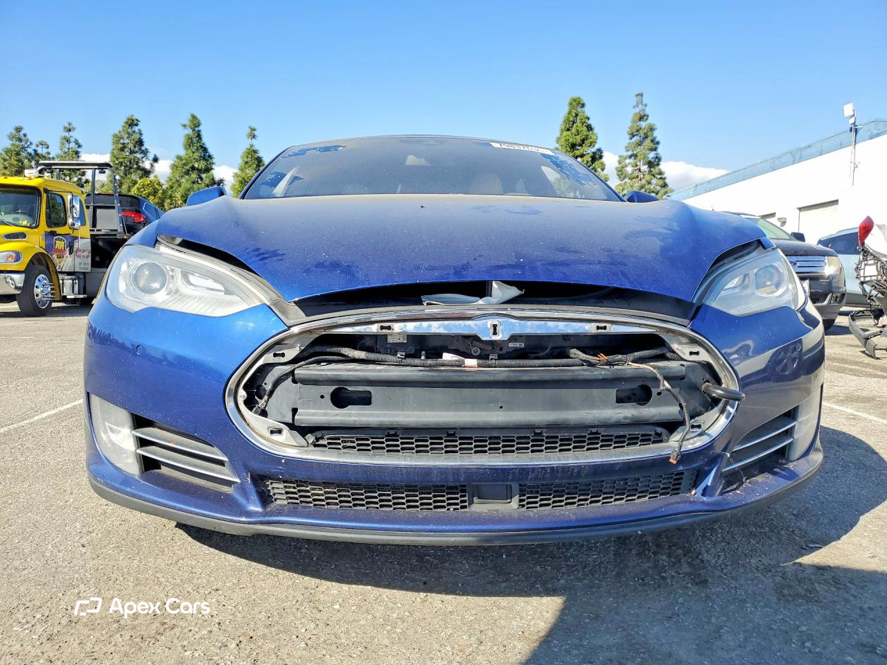 Tesla Model S 2015