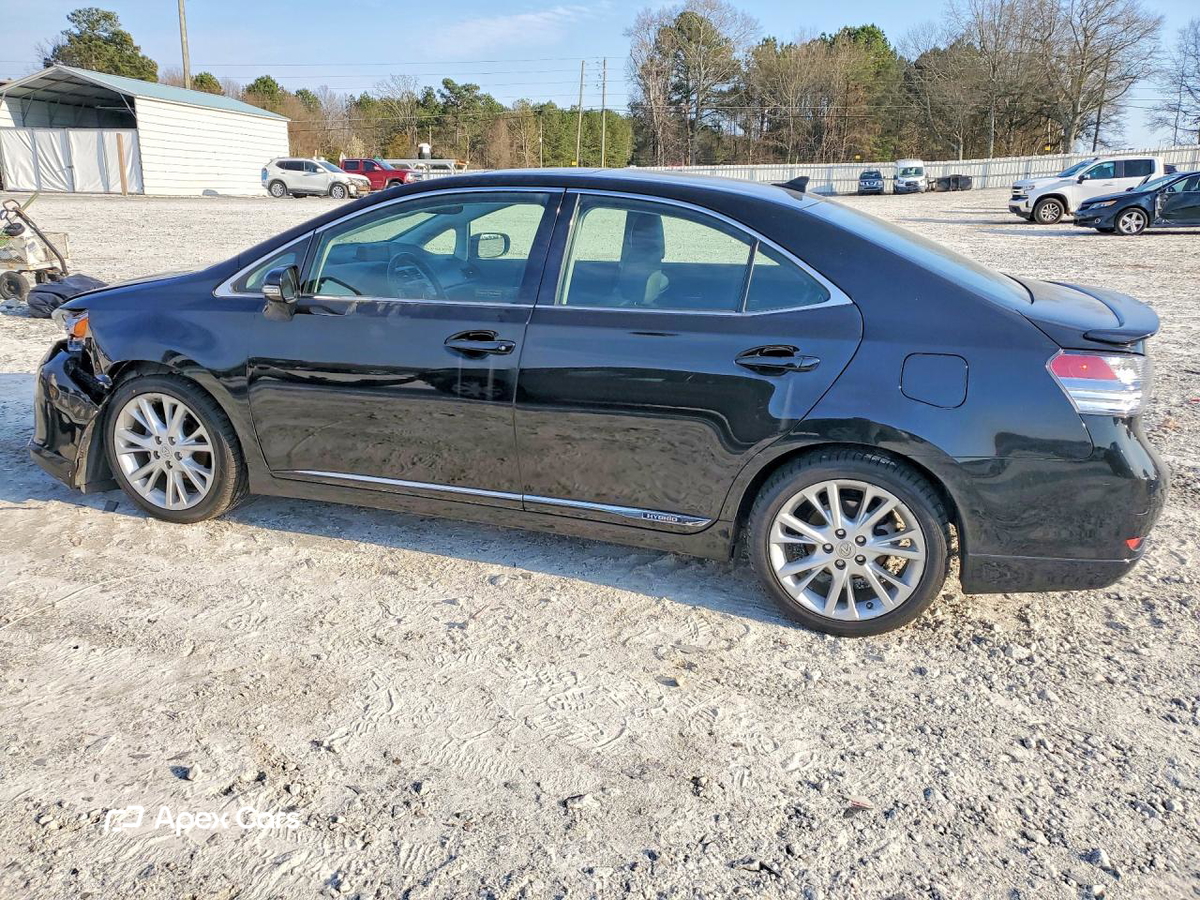Lexus HS 2012