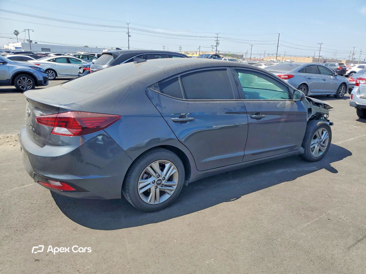 Hyundai Elantra 2020