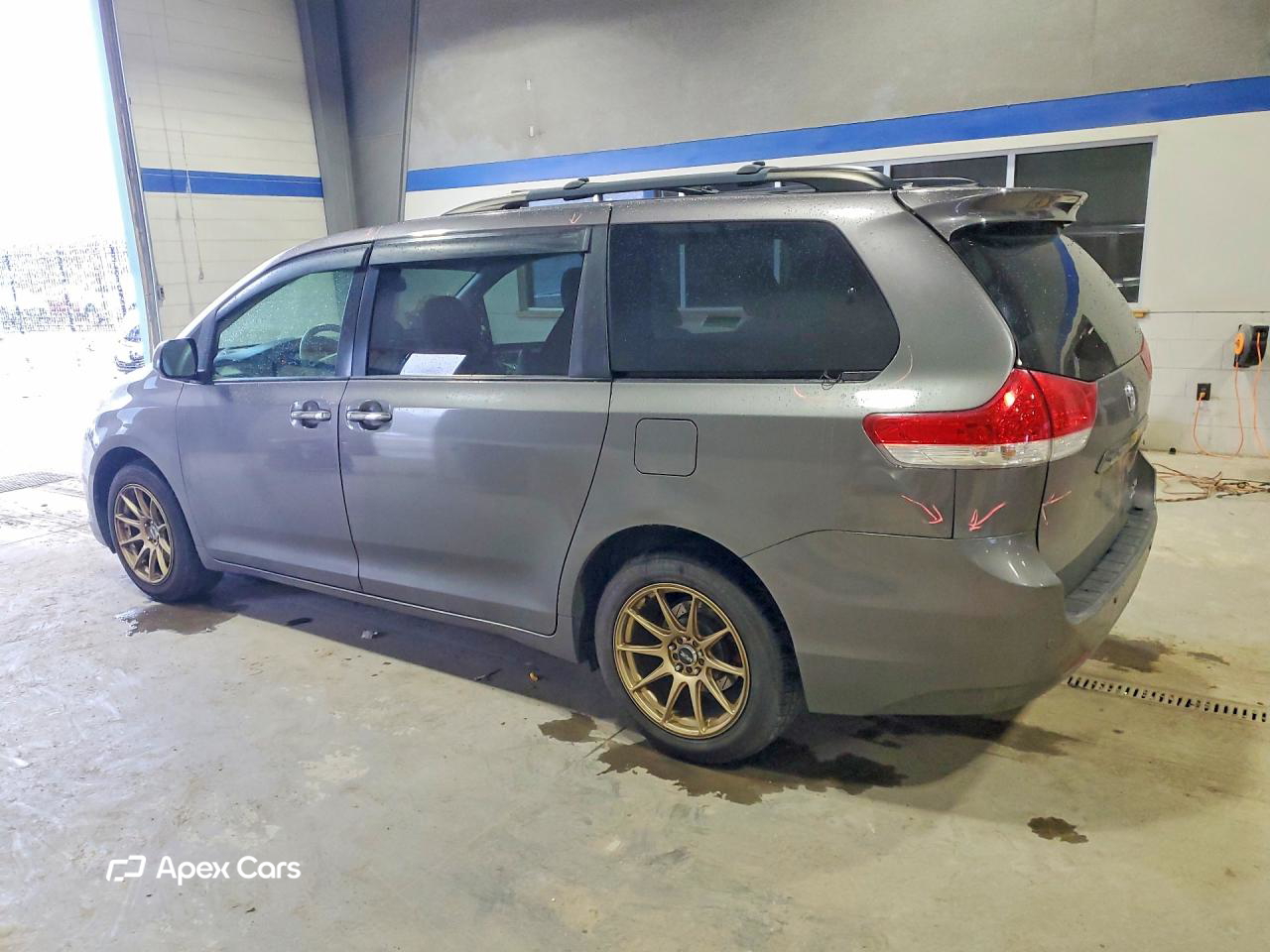 Toyota Sienna 2014