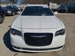 Chrysler 300 2019