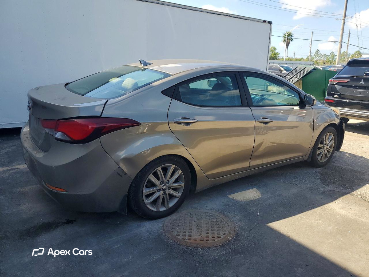 Hyundai Elantra 2015