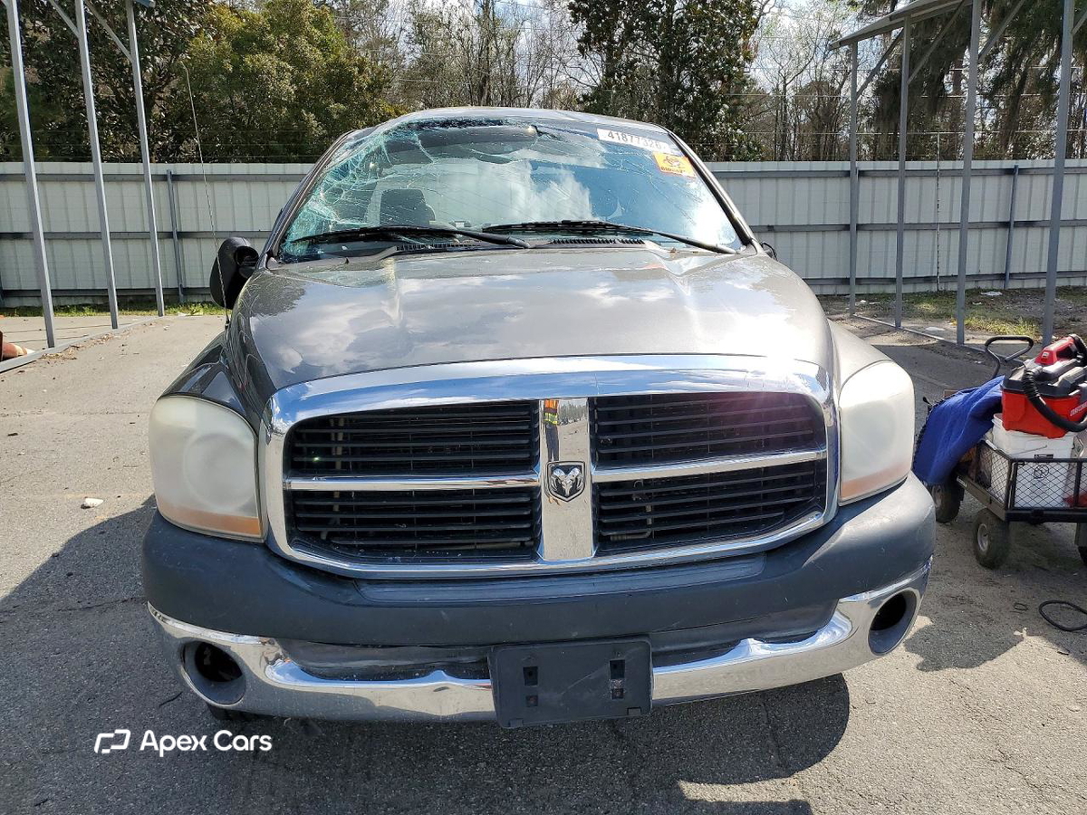 Dodge RAM 2006