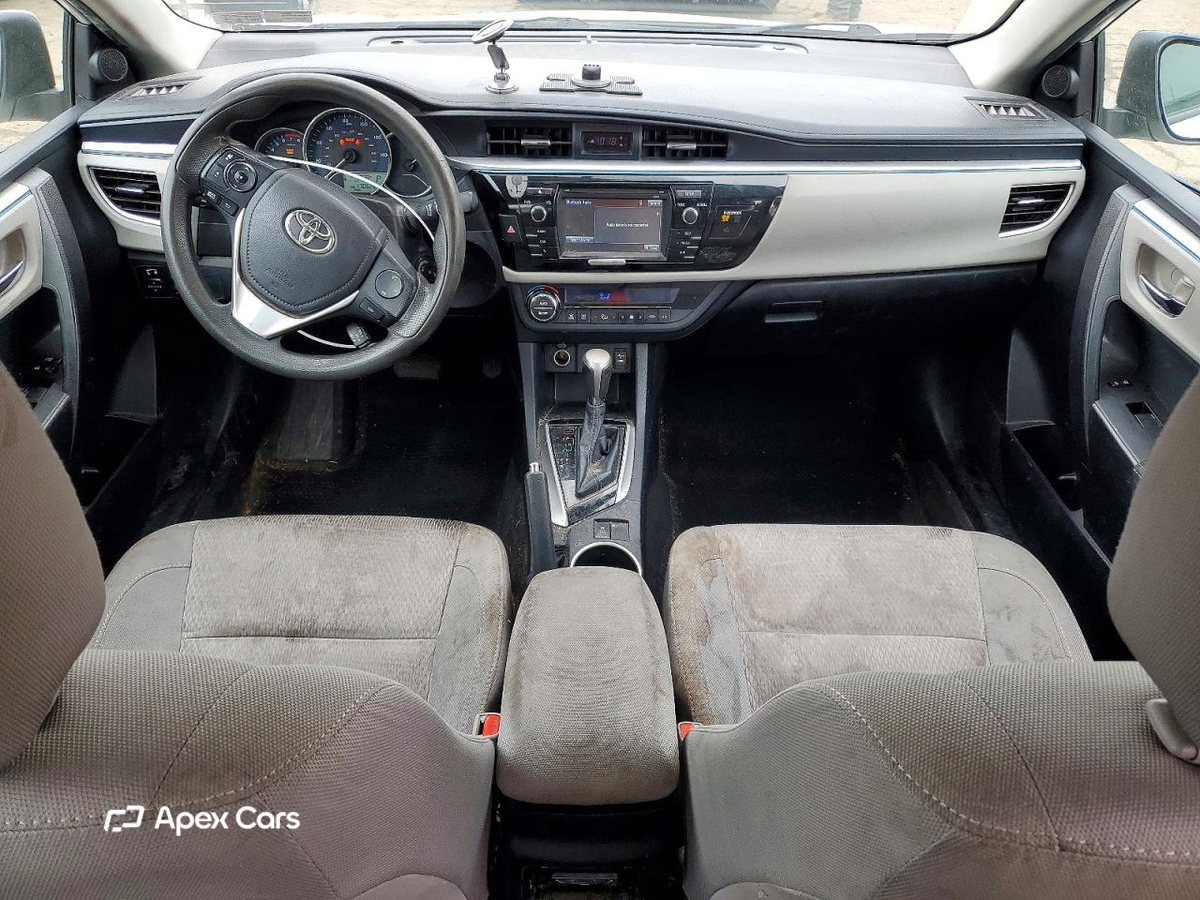 Toyota Corolla 2015