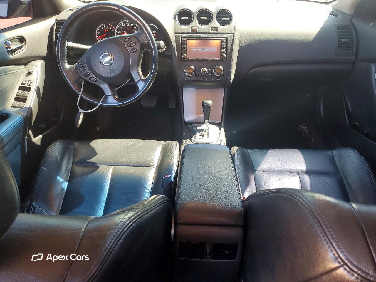Nissan Altima 2010