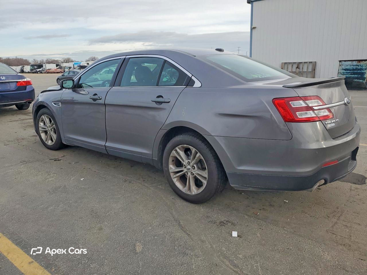 Ford Taurus 2013