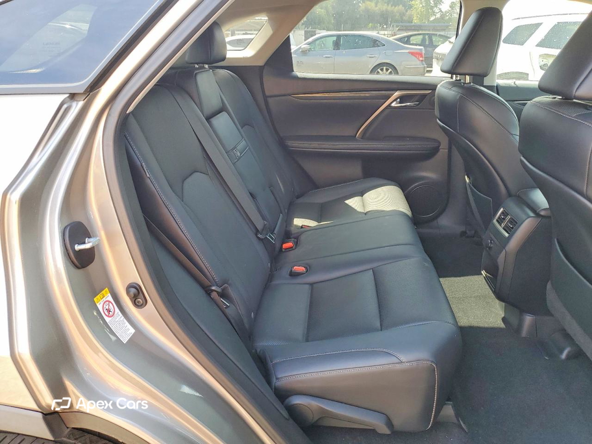 Lexus RX 2019