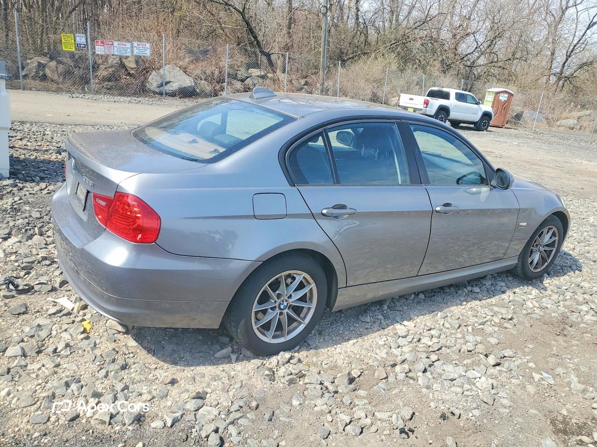 BMW Series 3 2010