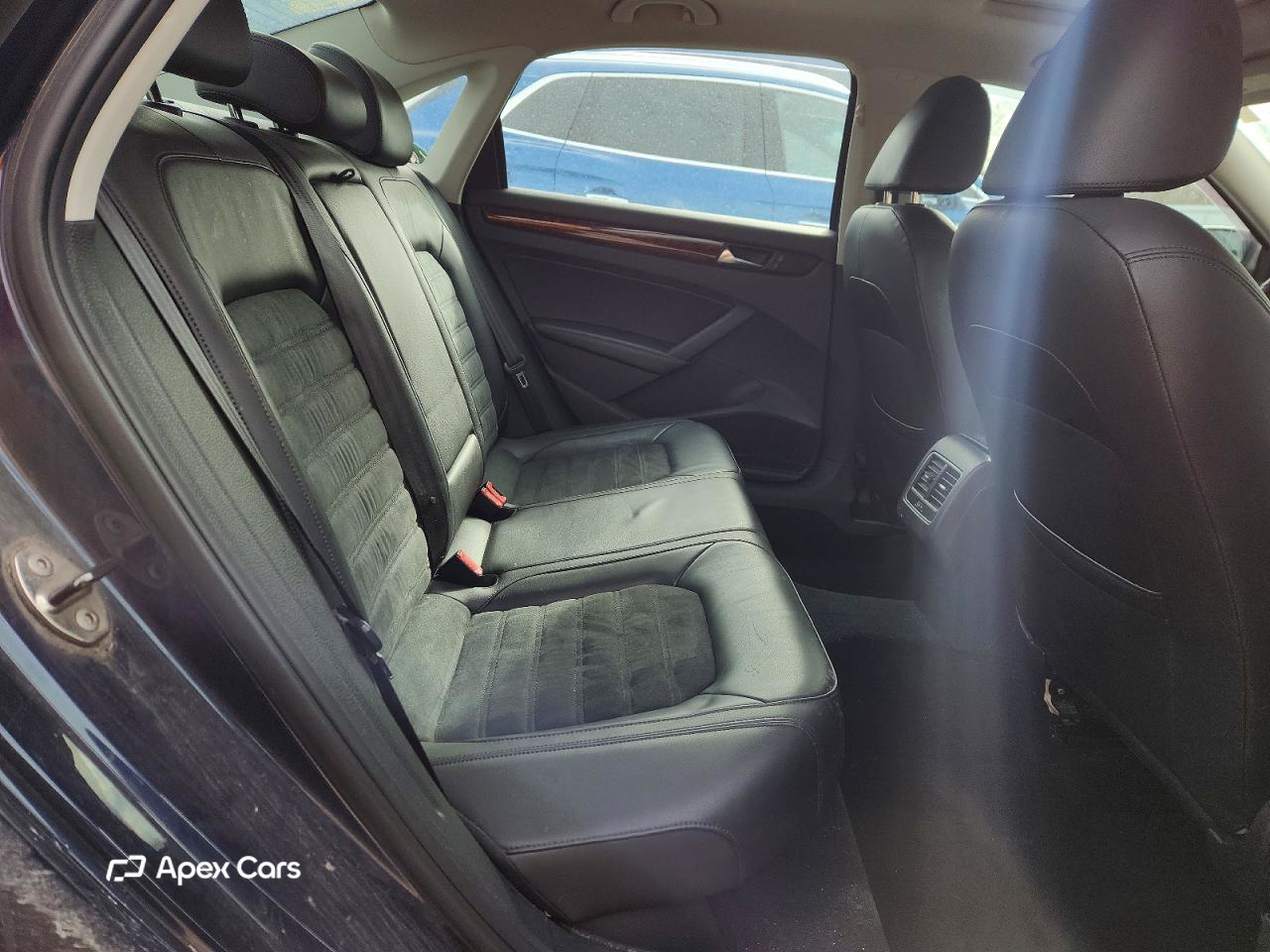 Volkswagen Passat 2013