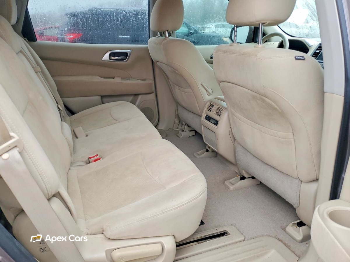 Nissan Pathfinder 2014