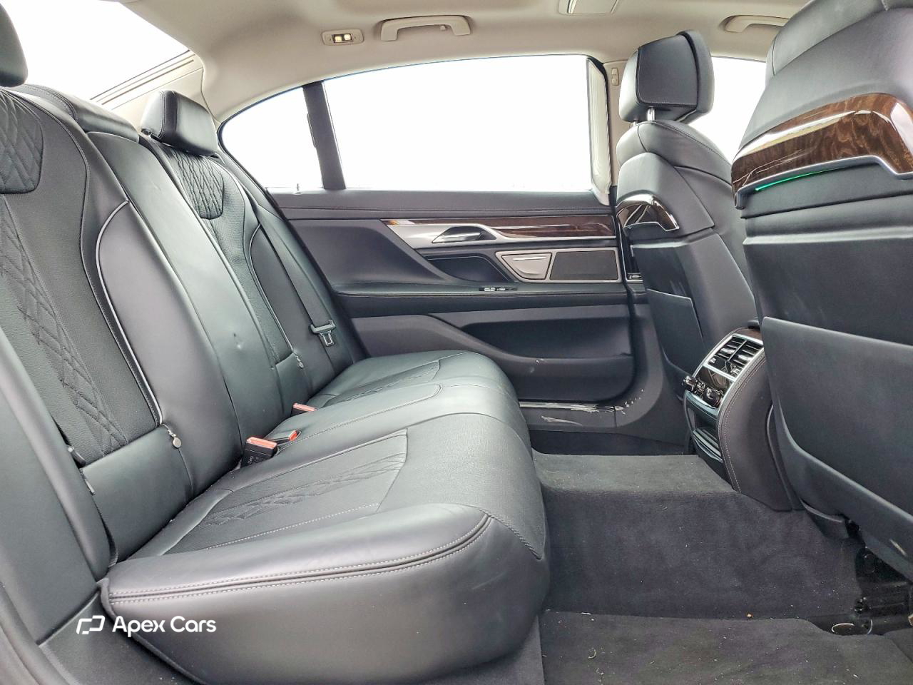 BMW Series 7 2016
