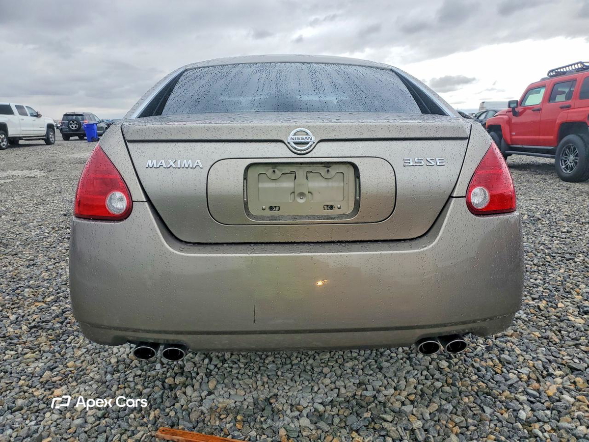 Nissan Maxima 2004